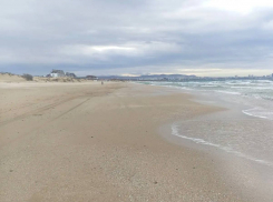 В Анапе расширят отсыпку пляжей после разлива нефтепродуктов