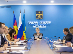 Мэр Анапы поставила благоустройство и жалобы граждан на особый контроль