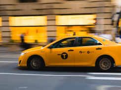 Компании такси хотят обязать страховать жизнь их пассажиров