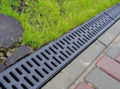 В период дождей Анапа тонет, но в городе уже почистили ливнёвки