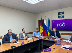 Подготовка к отопительному сезону и проверка шлагбаумов: чем заняты коммунальщики Анапы