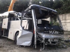 Что выяснило следствие по делу рухнувшего в обрыв анапского автобуса с туристами?