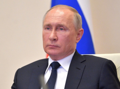 Президент Путин: даже в Москве нет повсеместного закрытия предприятий