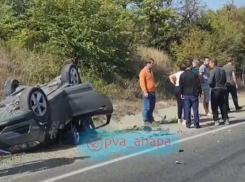 ДТП с перевёртышами и падающие на людей ветки: что случилось в Анапе