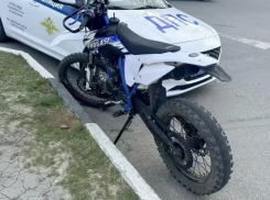 Несовершеннолетние без прав катались на мотоциклах в Анапе