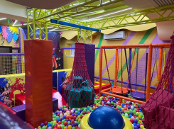 Игры, развлечения и веселье в центре «Акуна Матата»