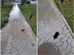 «И трех лет не простояло»: в Анапе разрушилась плитка на аллее в честь 300-летия прокуратуры 