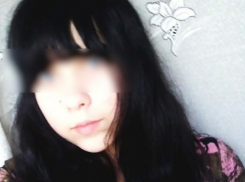 Анапчанка осуждает 16 летнюю школьницу, которая родила ребёнка в школьном туалете и выбросила его