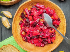 День винегрета в Анапе будет пасмурным с прояснениями, после обеда дождь с грозой