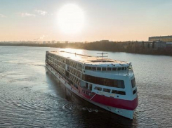 Теплоход «Мустай Карим», который будет ходить и из Анапы, начал полную навигацию