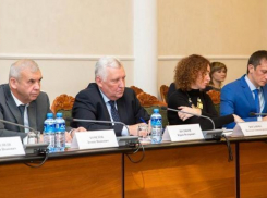 Высокий темп застройки, недостаток школ и врачей: в ЗСК обсудили проблемы Анапы