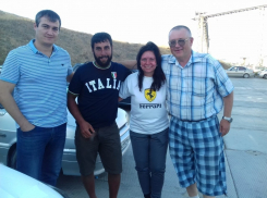 Двум супругам, унесенным на надувной лодке в открытое море, может грозить штраф