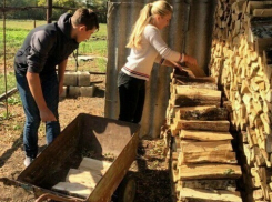 Пожилые анапчане получили помощь волонтеров