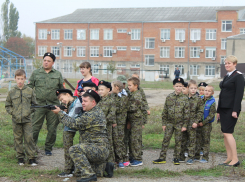 В Анапском районе казачата отпраздновали 323-ю годовщину образования Кубанского казачьего войска