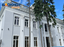 Идеальные черты: в Анапе сохранили фасад исторического здания