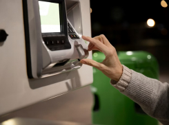 Анапчанина подозревают в краже 65 тысяч рублей из лотка банкомата в Тимашевске
