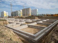 Строительство школы в микрорайоне «Горгиппия» должны завершить в конце 2021 года