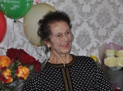 В Витязево под Анапой Елена Караяниди отметила 95-летие