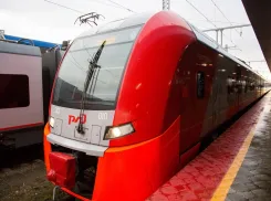 «Билетов нет, других вариантов тоже»: анапчанка о нехватке электричек до Анапы 