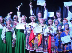 Анапчане взорвали зал на испанской сцене