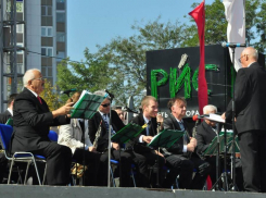 Анапчане отметили Международный день музыки