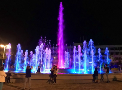 Стало известно, в какое время главный фонтан Анапы будет работать в режиме светомузыки