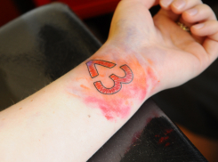 В Анапе за временное тату с отдыхающих потребовали 3 000 рублей