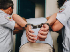 Объявленного в розыск мужчину нашли на пляже в Анапе