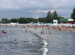 Черное море в Анапе не спешит прогреваться