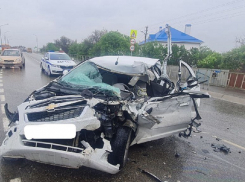 Жуткое ДТП на Чембурке под Анапой: машины всмятку