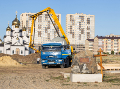 В парке Крещения Руси в Анапе полным ходом идут строительные работы