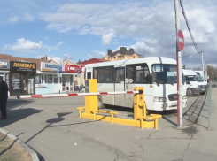 В Анапе возле Южного рынка благоустроили новую парковку