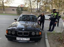В Анапе задержали водителя, «нарезавшего пятаки» на перекрестке