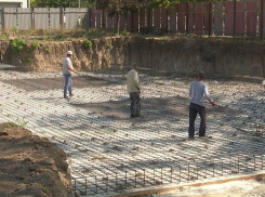 В Анапе одновременно строят три новых храма и один ремонтируют