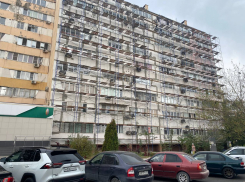В Анапе продолжают капитальный ремонт многоквартирных домов