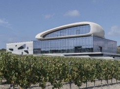 Анапская винодельня «Скалистый берег» вошла в ТОП-100 лучших архитектурных сооружений