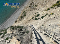 Опасно спускаться: в Анапе «400 ступеней» не восстановлены