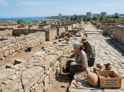 5 древних артефактов, найденных в Анапе: что нашли археологи в Горгиппии