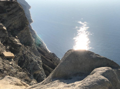 3 января анапчане и гости курорта забрались в горы к Ласточкиным гнездам