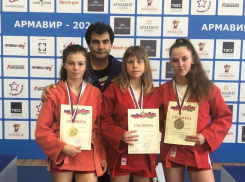 На первенстве края по самбо анапчане стали одними из лучших