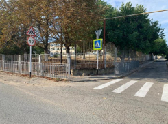 В Анапе к началу учебного года обновили пешеходные переходы