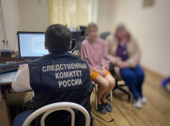 Девушки-подростки в Анапе доматерились у Вечного огня до уголовного дела