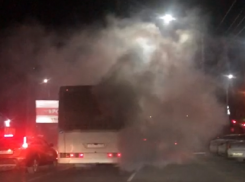 На Анапском шоссе загорелся рейсовый автобус?