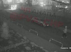 В Анапе подростки забросали грязью окна жилых домов во время ракетной опасности