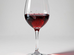 Удивительный плюс: из-за мазута в Анапе люди стали меньше пить