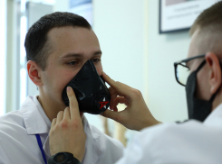 В технополисе «Эра» в Анапе создали уникальную защитную маску для врачей и военных