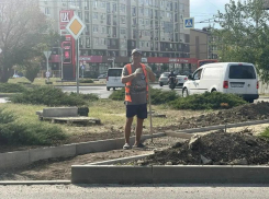 На Ленина у «Лукойла» появится пешеходный переход: люди перебегали дорогу в неположенном месте