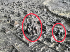 Вандалы так и не хотят видеть Анапу красивой – опять портят макеты античных городов