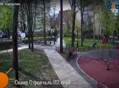 Как анапчане соблюдают режим самоизоляции, зафиксировали веб-камеры
