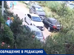 «Пешеходная зона вдоль реки Можепсин забита машинами» – анапчанка о наглости автолюбителей